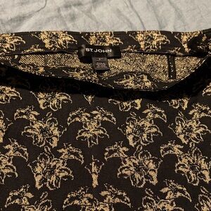 St. John Black and Gold Patterned Cropped Pants